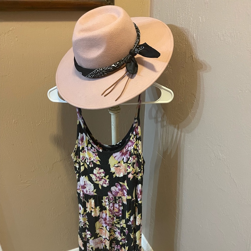 Fun Floral Black Dress w/colors of purple, yellow,  peach..Very comfortable !